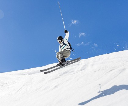 MK在线服务-争夺最后一席，谁能逆转成功？，争取最后的胜利话剧