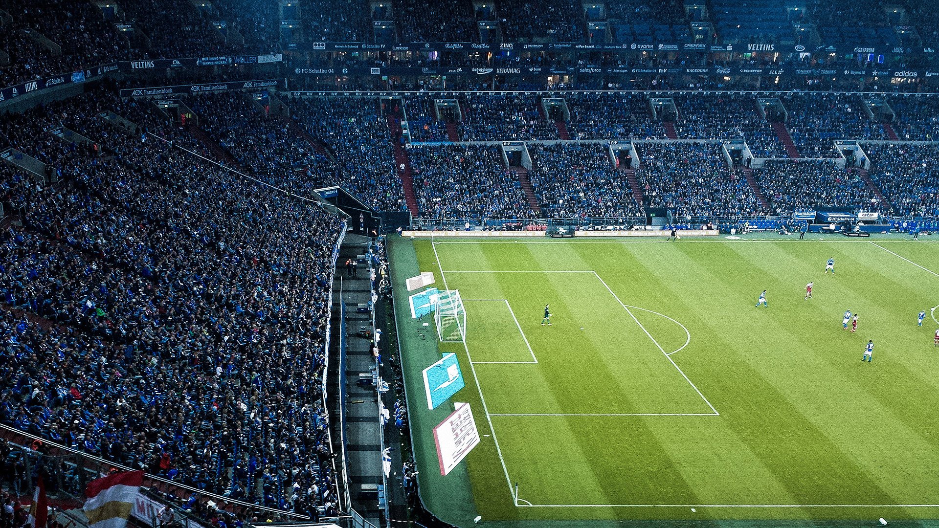 篮球冠军争夺进入高潮